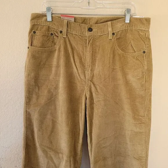 Levis Womens Low Pro Corduroy Jeans Pants Size 31 by 30 Brown Tan Straight Nwt - Picture 2 of 10